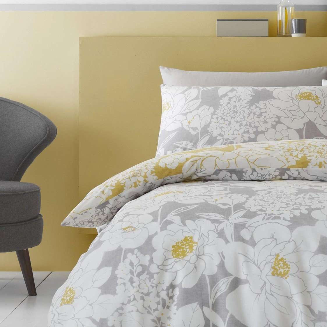 Saskia Floral Reversible Duvet Set By Catherine Lansfield Absolute Home